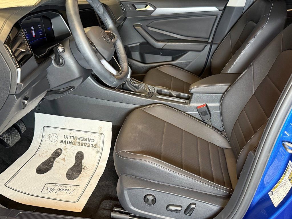 Used 2024 Volkswagen Jetta SE image 20