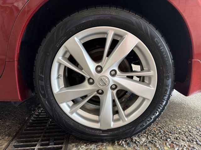 Used 2014 Nissan Altima 2.5 SV w/ Convenience Package FWD image 10