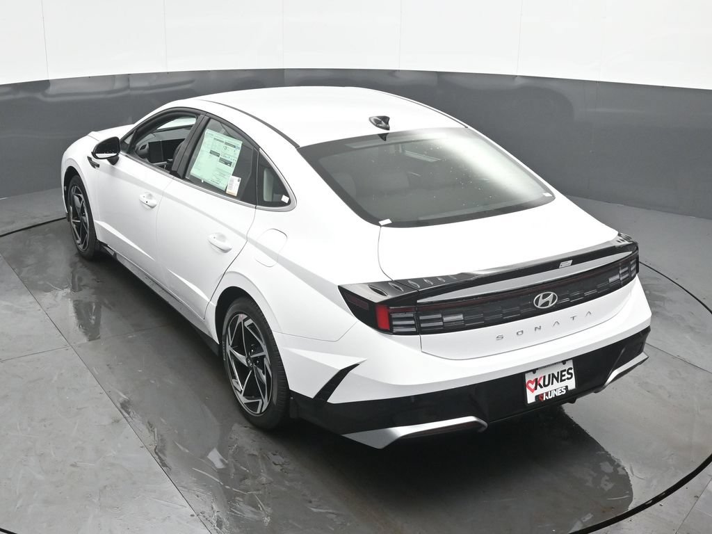 New 2026 Hyundai Sonata SEL FWD image 43