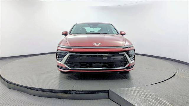 Used 2025 Hyundai Sonata SEL FWD image 12