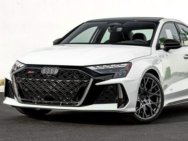 New 2026 Audi RS 3 image 2