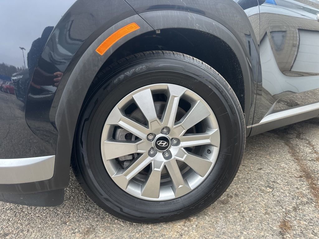 Used 2023 Hyundai Palisade SEL w/ Cargo Package image 2