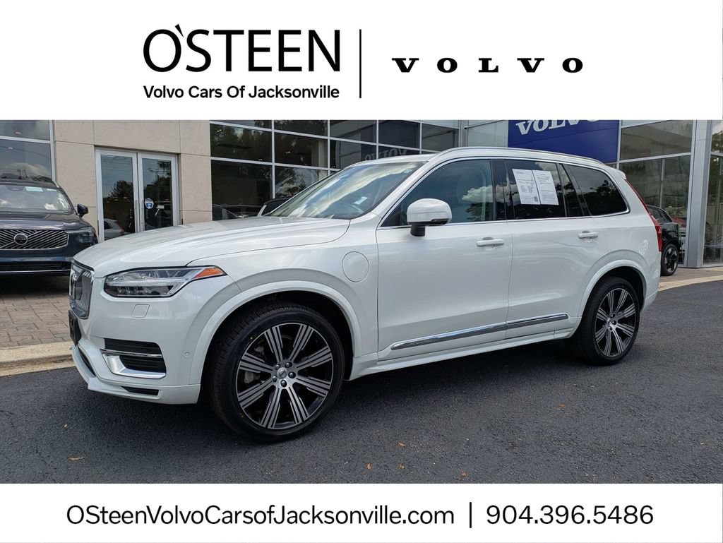 Used 2023 Volvo XC90 T8 Ultimate w/ Protection Package Premier AWD/4WD image 1