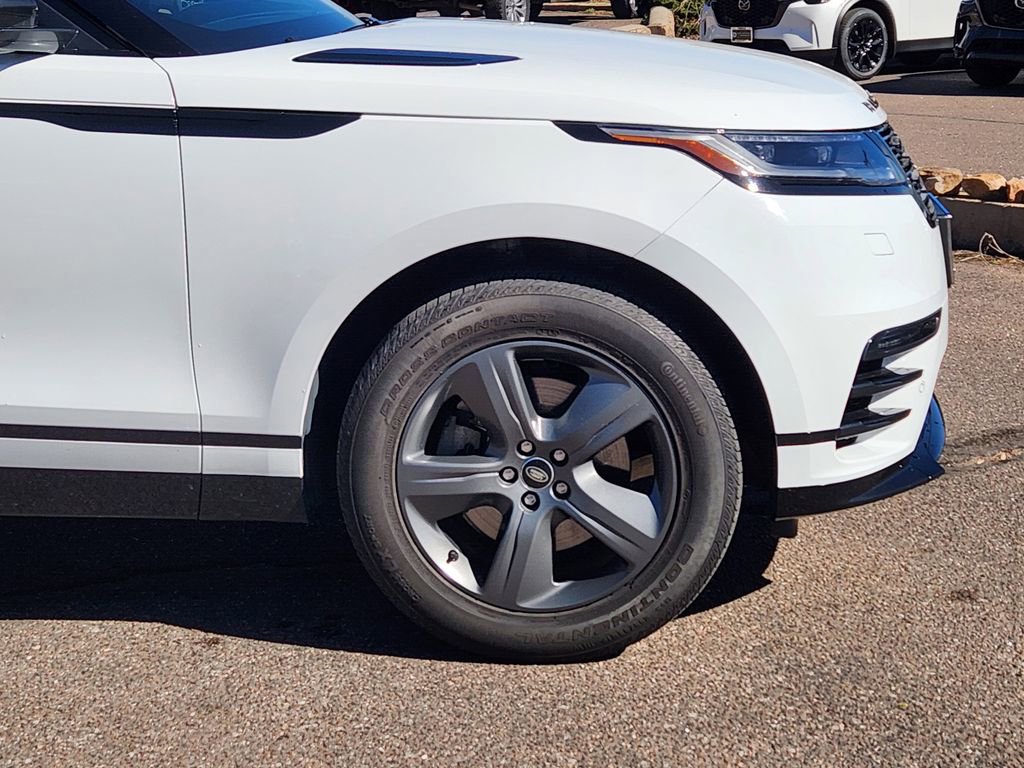 Used 2025 Land Rover Range Rover Velar Dynamic SE image 29