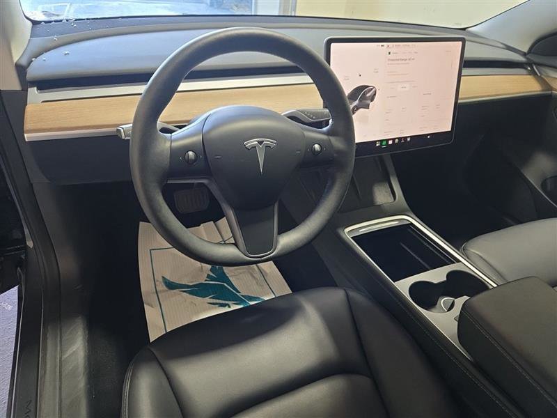 Used 2023 Tesla Model 3 Standard Range RWD image 5