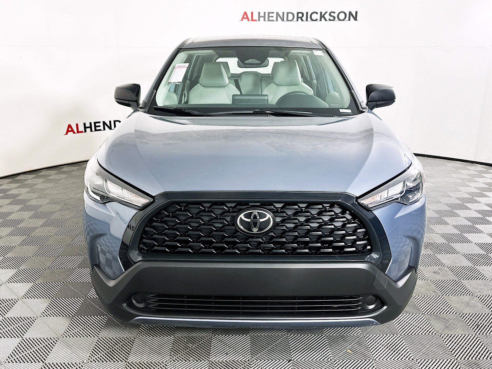 Certified 2024 Toyota Corolla Cross L image 8