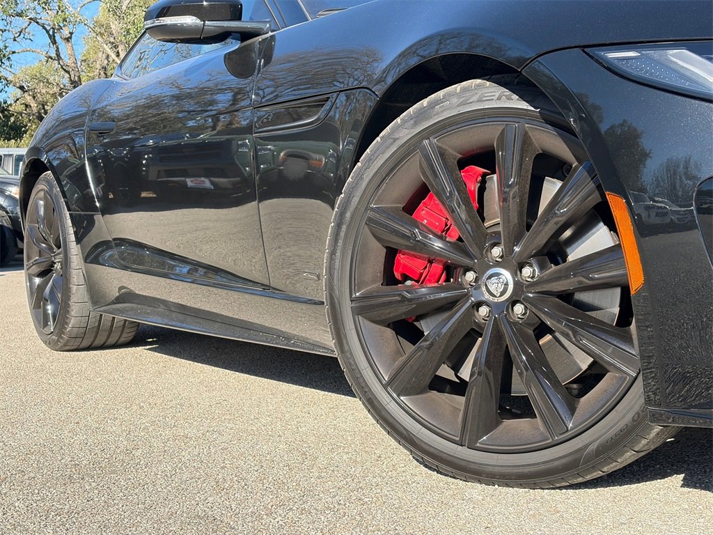 Used 2024 Jaguar F-TYPE R image 2
