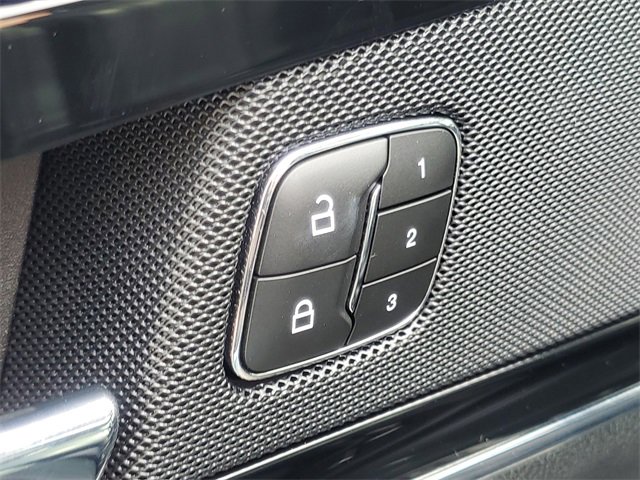 Certified 2023 Lincoln Nautilus Reserve image 13