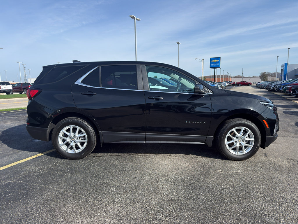 Used 2024 Chevrolet Equinox LT AWD/4WD image 4