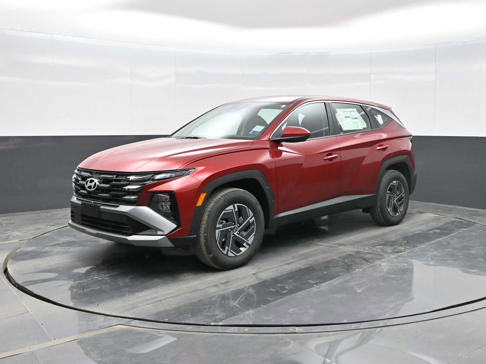 New 2026 Hyundai Tucson Blue SE image 4