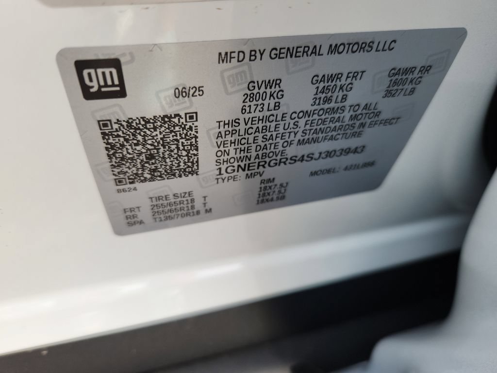 New 2025 Chevrolet Traverse LT w/ Driver Confidence Package FWD image 16