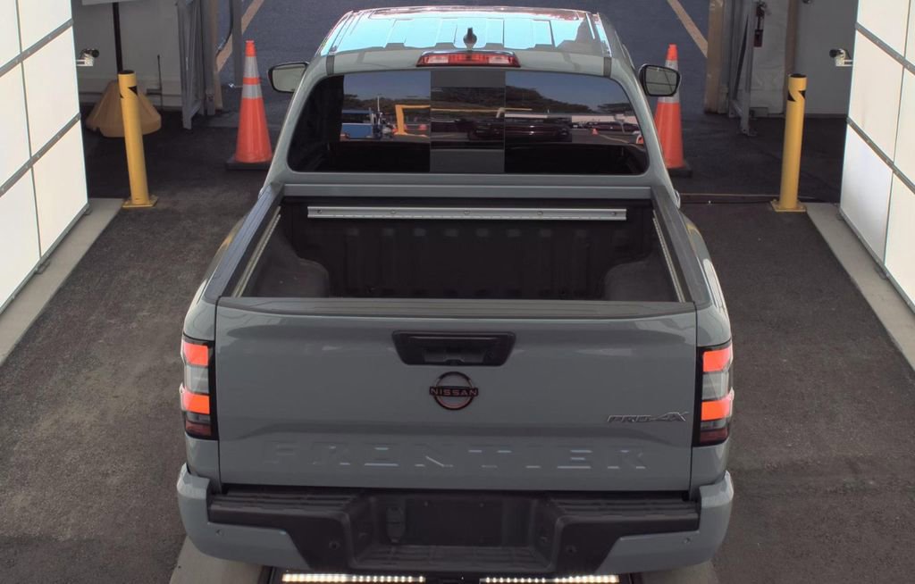 Used 2023 Nissan Frontier PRO-4X w/ Pro-4X Premium Package image 36