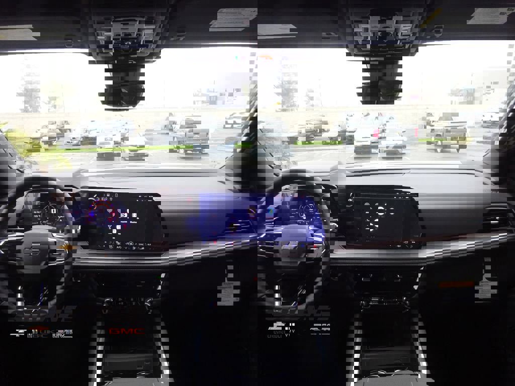 New 2026 Chevrolet Suburban Premier image 25