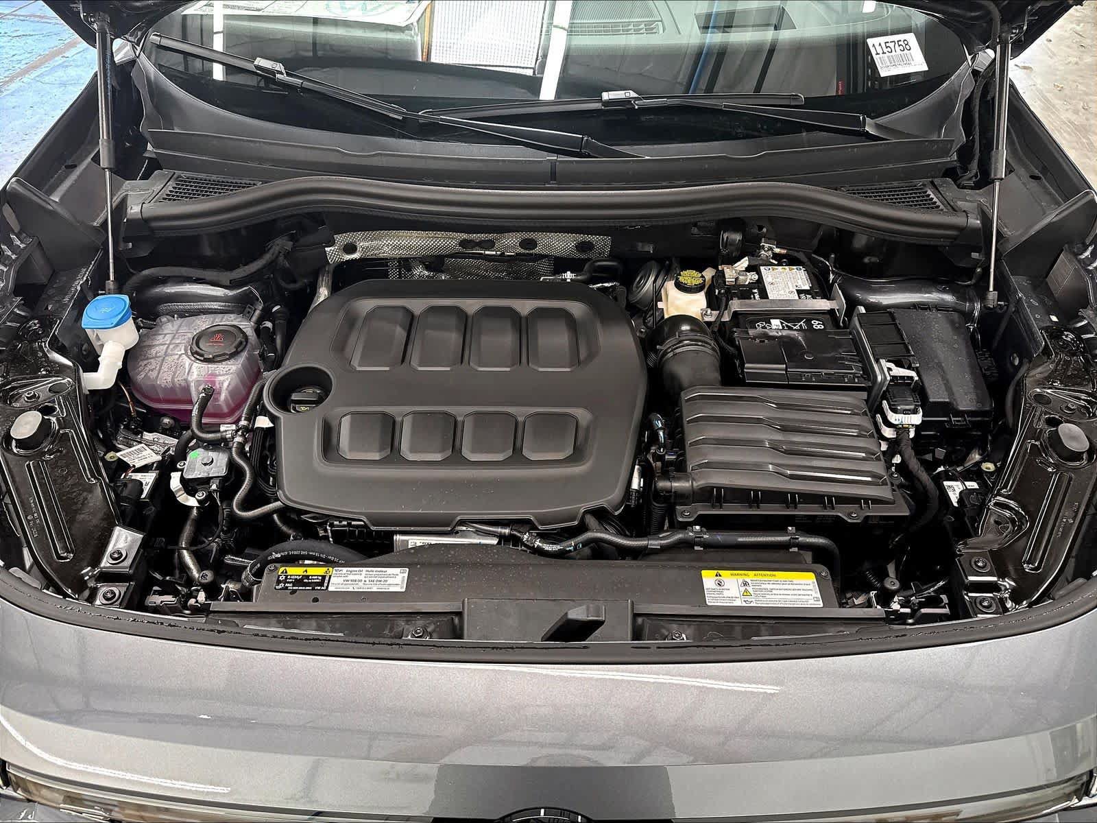 New 2026 Volkswagen Tiguan SE R-Line AWD/4WD image 12