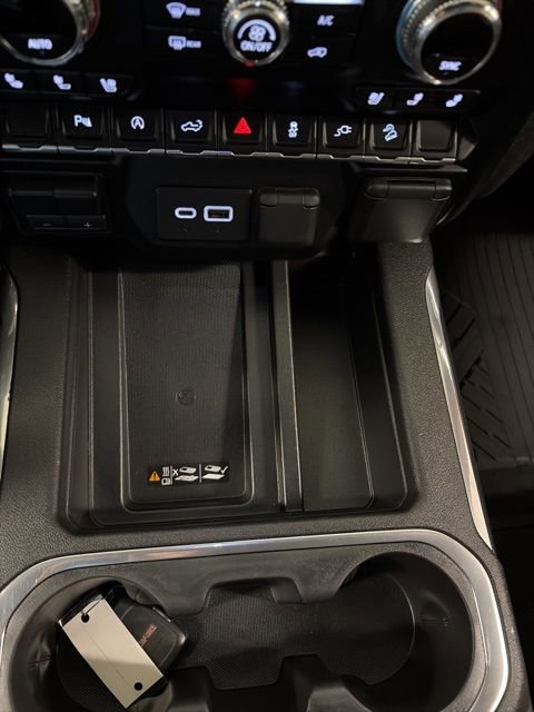 Used 2020 GMC Sierra 1500 AT4 w/ AT4 Premium Package image 24