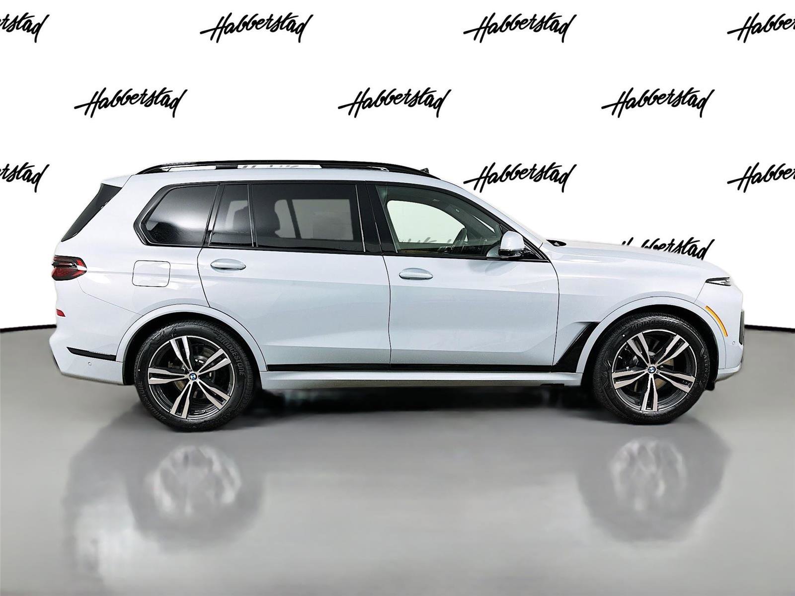 New 2026 BMW X7 xDrive40i w/ M Sport Package image 4