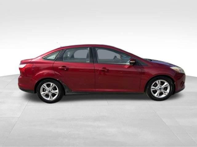 Used 2014 Ford Focus SE FWD video 2