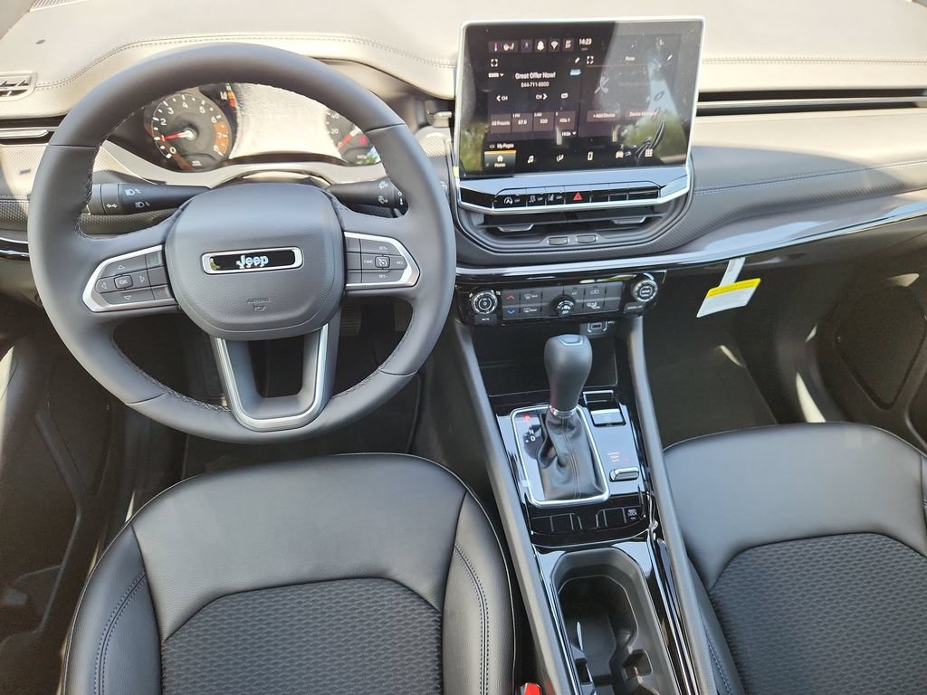 New 2026 Jeep Compass Latitude AWD/4WD image 9