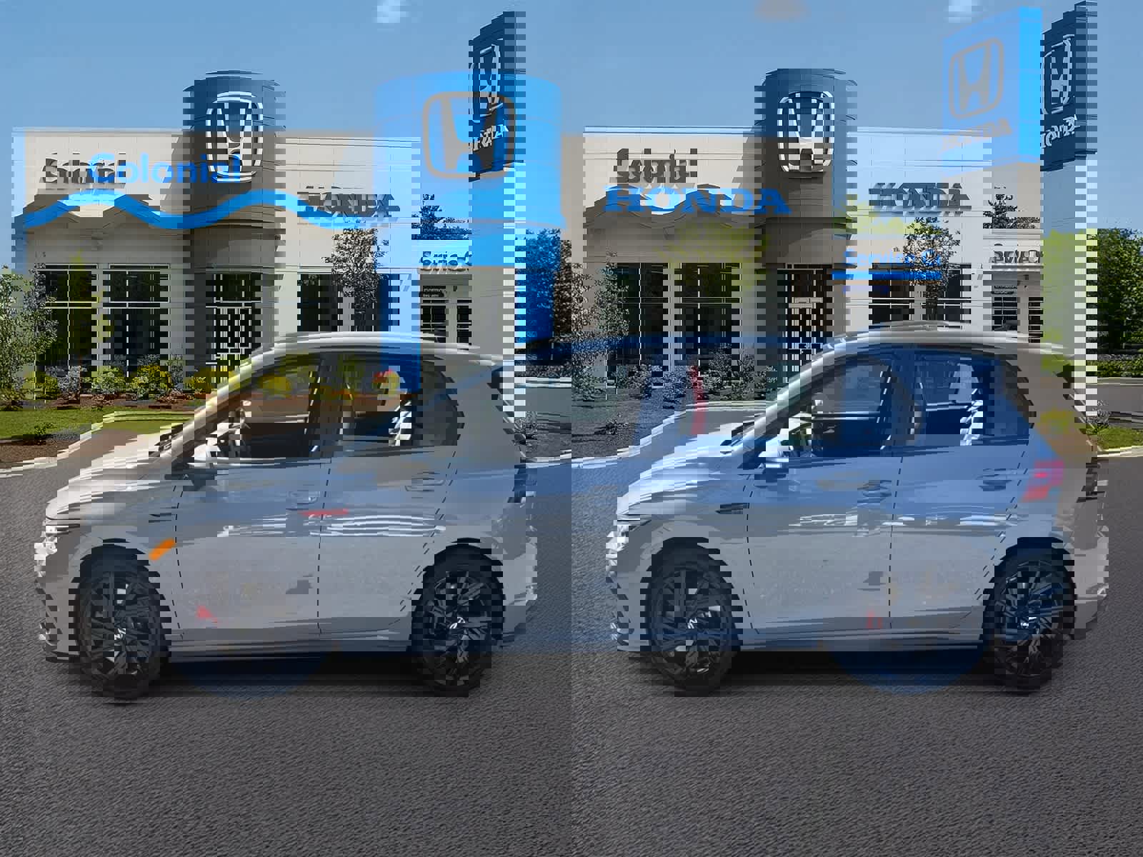 Used 2022 Volkswagen GTI SE image 3