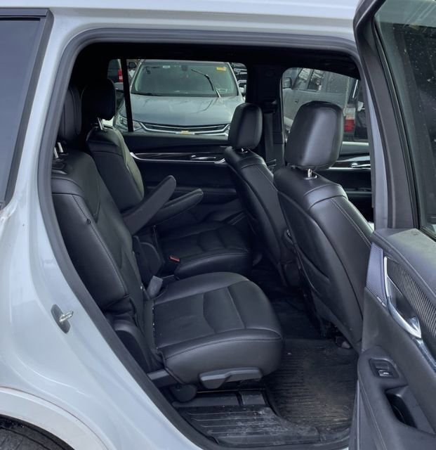 Used 2023 Cadillac XT6 Sport image 17