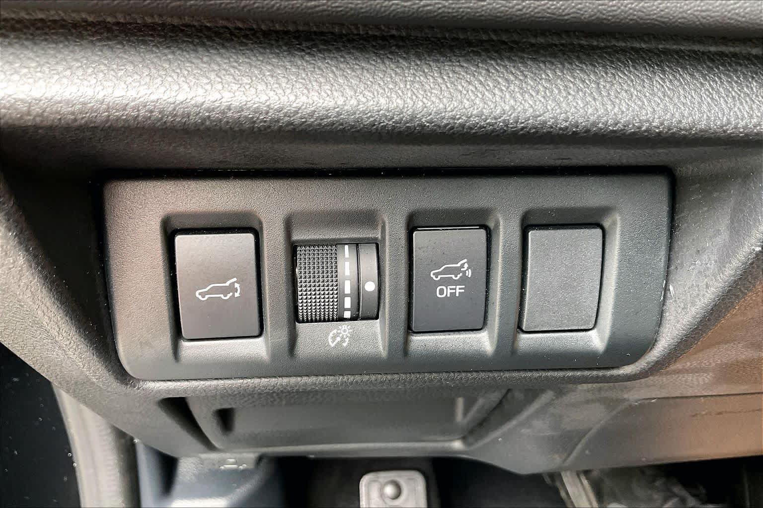 Used 2020 Subaru Outback Touring XT AWD/4WD image 34