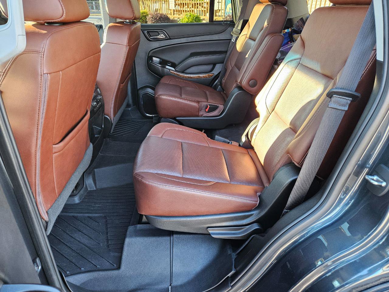 Used 2019 Chevrolet Tahoe Premier w/ Premier Plus Edition AWD/4WD image 16