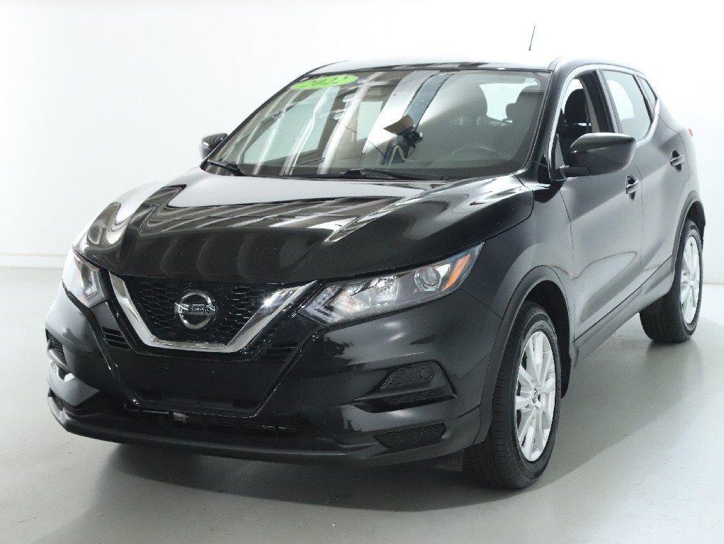 Certified 2022 Nissan Rogue Sport S image 4