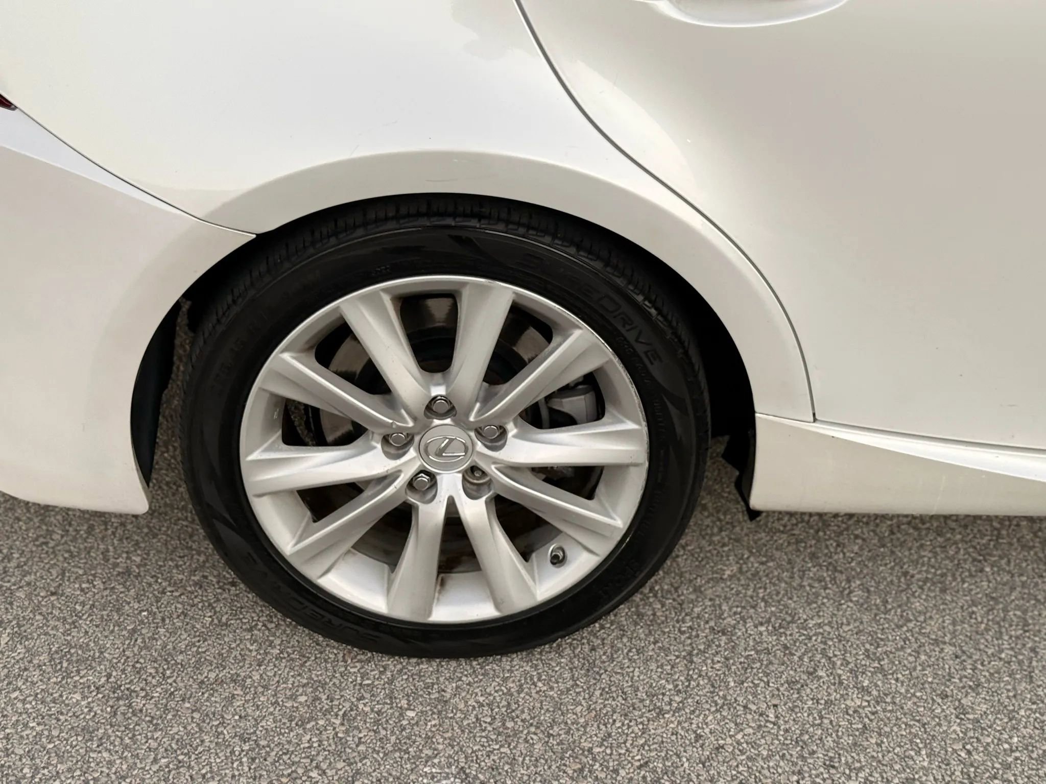 Used 2016 Lexus IS 200t image 34