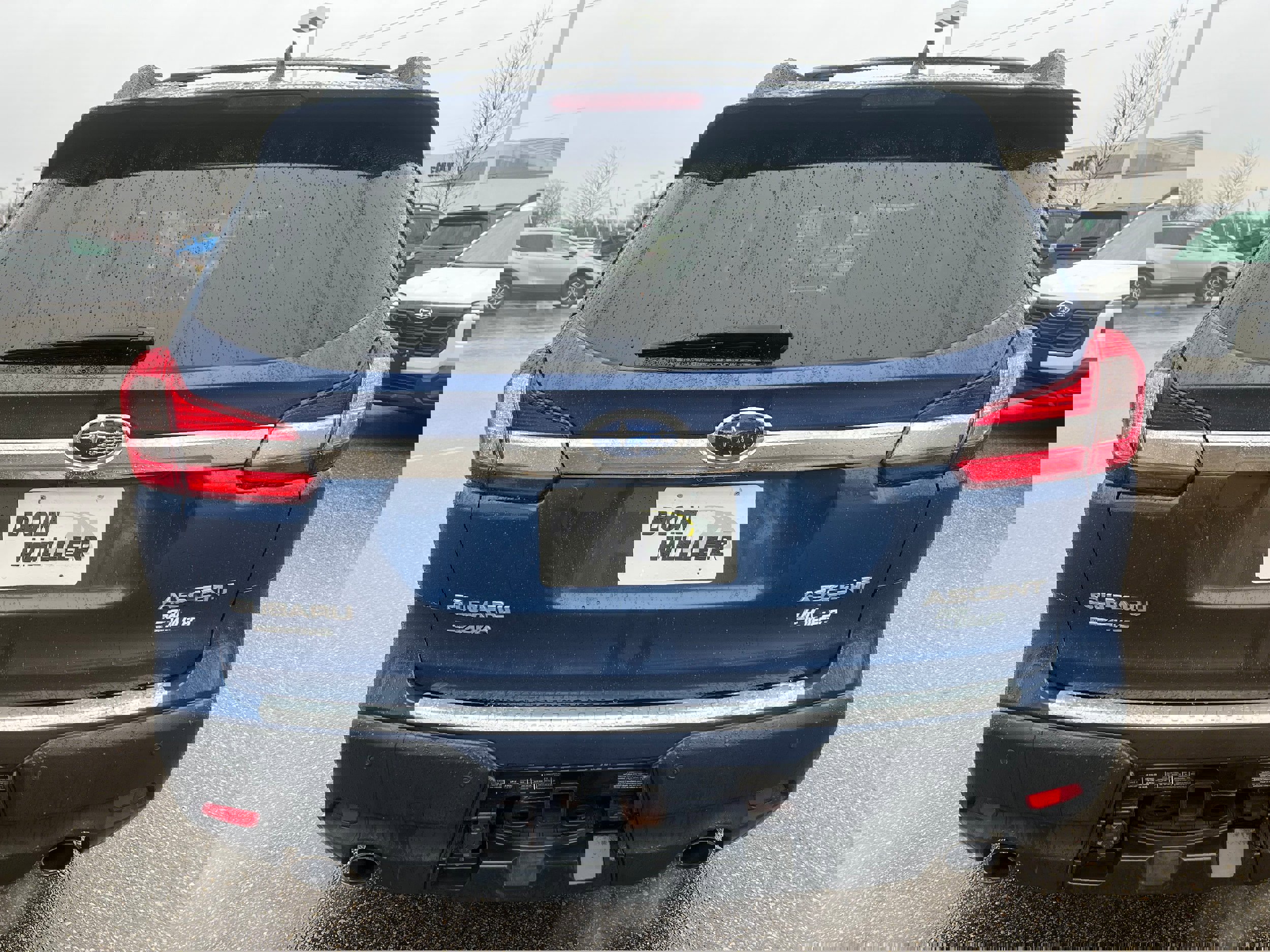 Used 2019 Subaru Ascent Premium w/ Popular Package #3 image 6