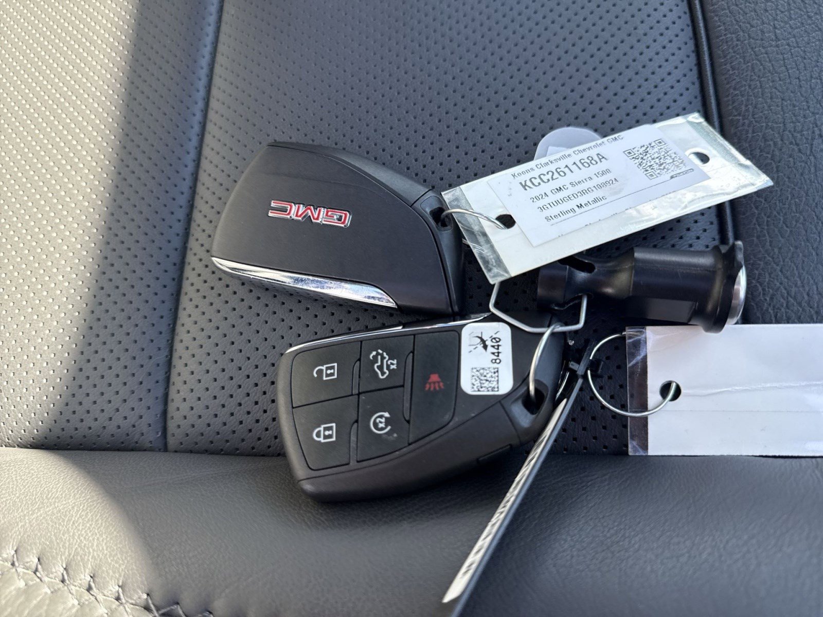 Used 2024 GMC Sierra 1500 Denali w/ Denali Reserve Package image 25