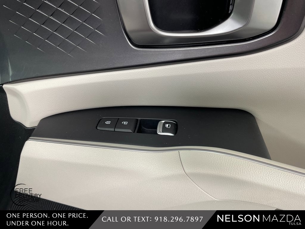 Used 2022 Kia Sorento S w/ Panoramic Sunroof Package image 57