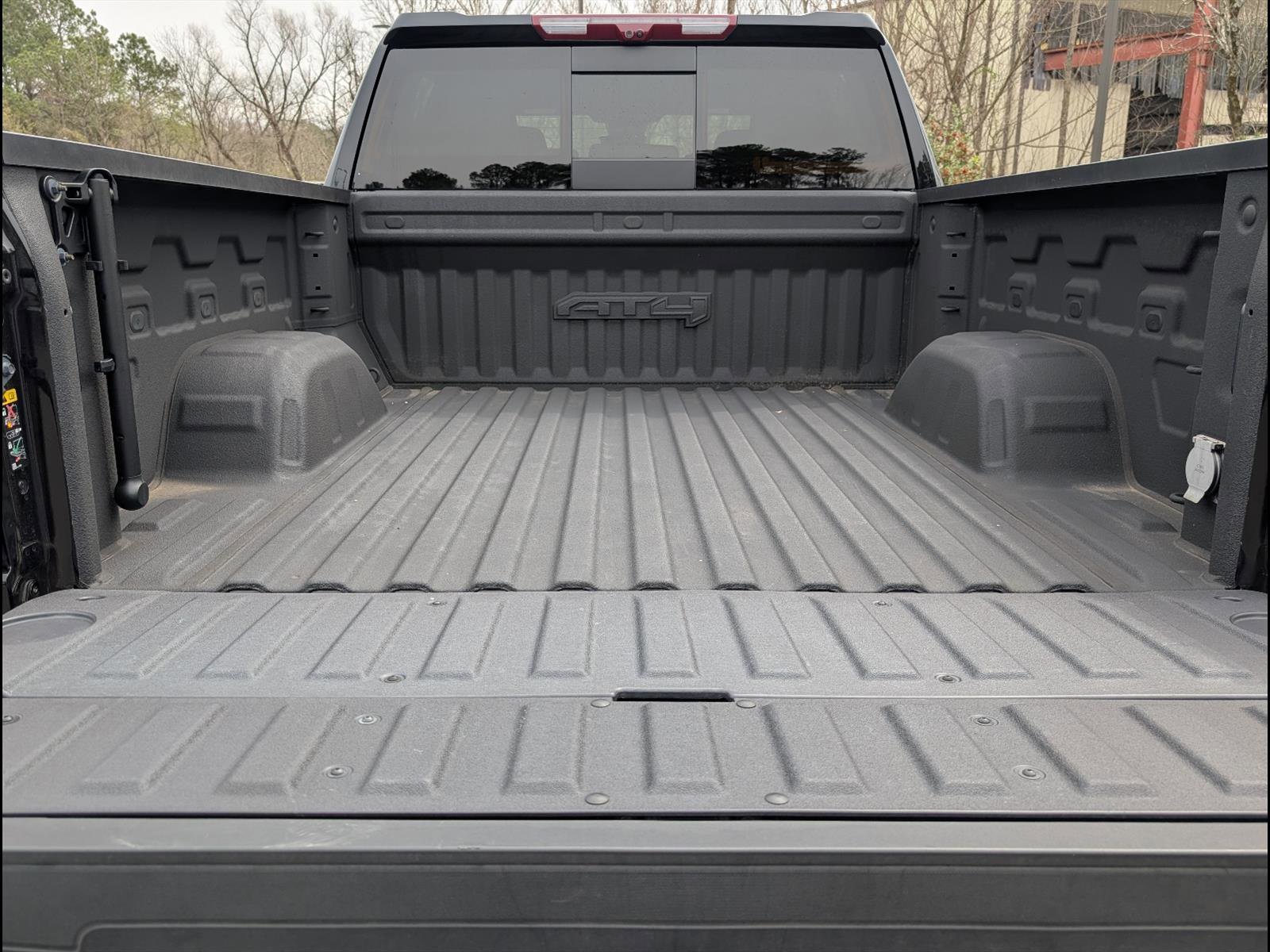 Used 2024 GMC Sierra 1500 AT4 w/ Technology Package image 20