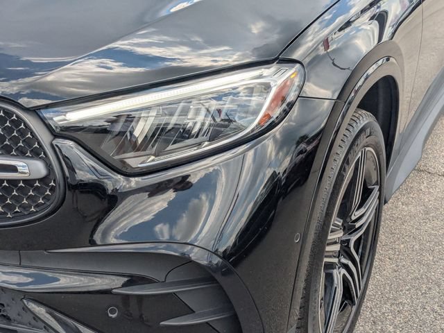Used 2023 Mercedes-Benz GLC 300 image 12