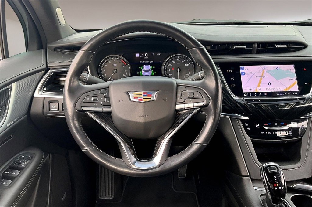 Used 2023 Cadillac XT6 Premium Luxury w/ Technology Package image 5