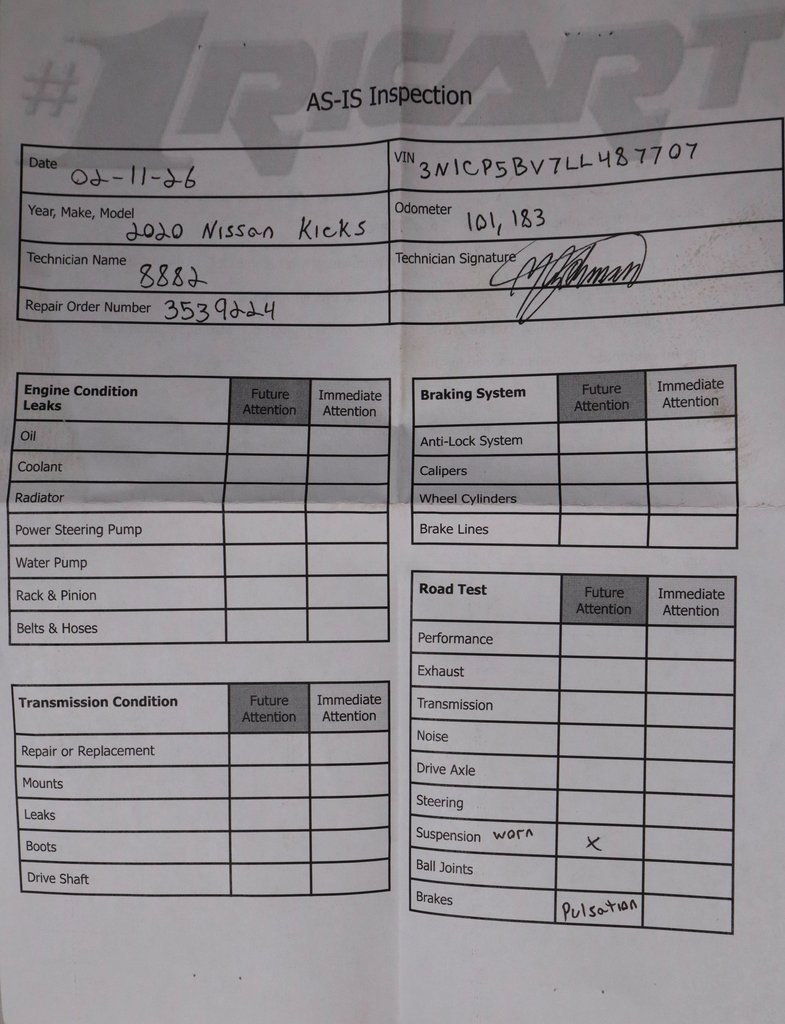 Used 2020 Nissan Kicks S image 5