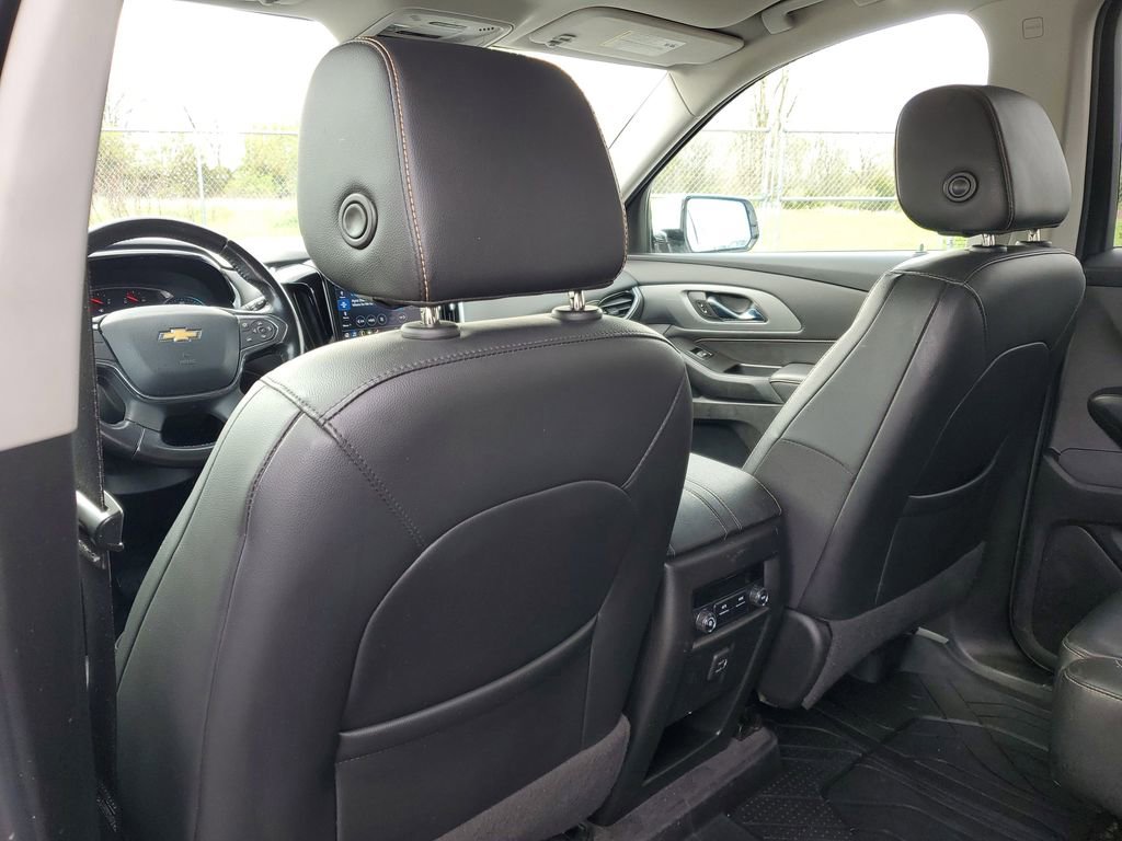Used 2020 Chevrolet Traverse LT w/ LPO, Floor Liner Package AWD/4WD image 27