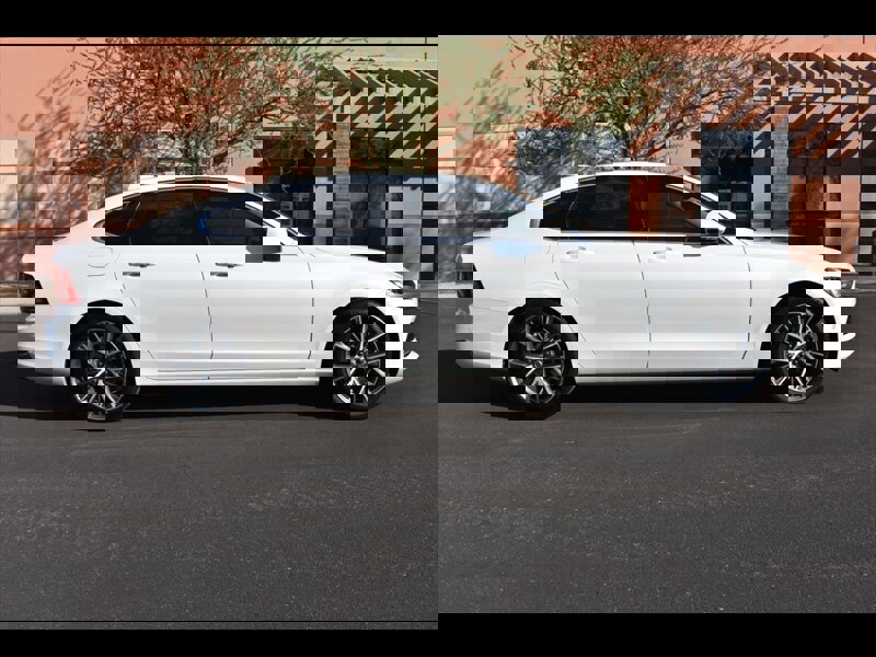 Used 2017 Volvo S90 T5 Momentum w/ Vision Package image 1