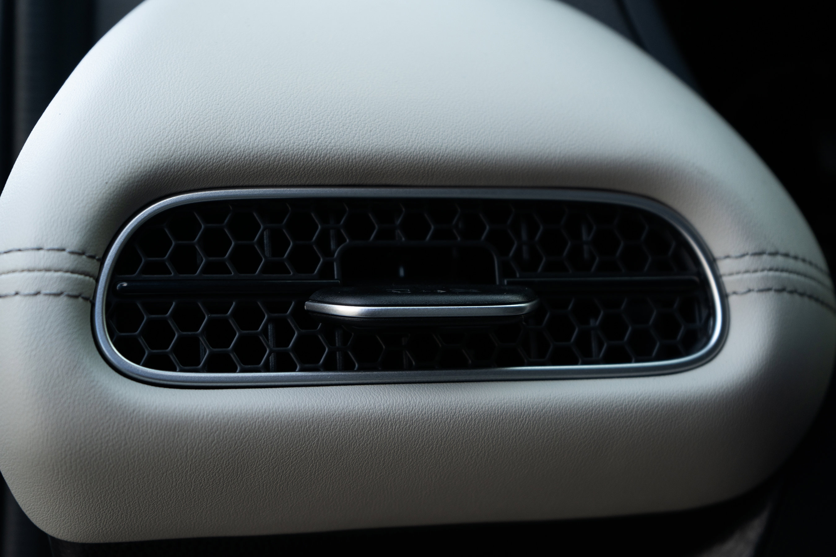 Used 2026 Honda HR-V EX-L image 39