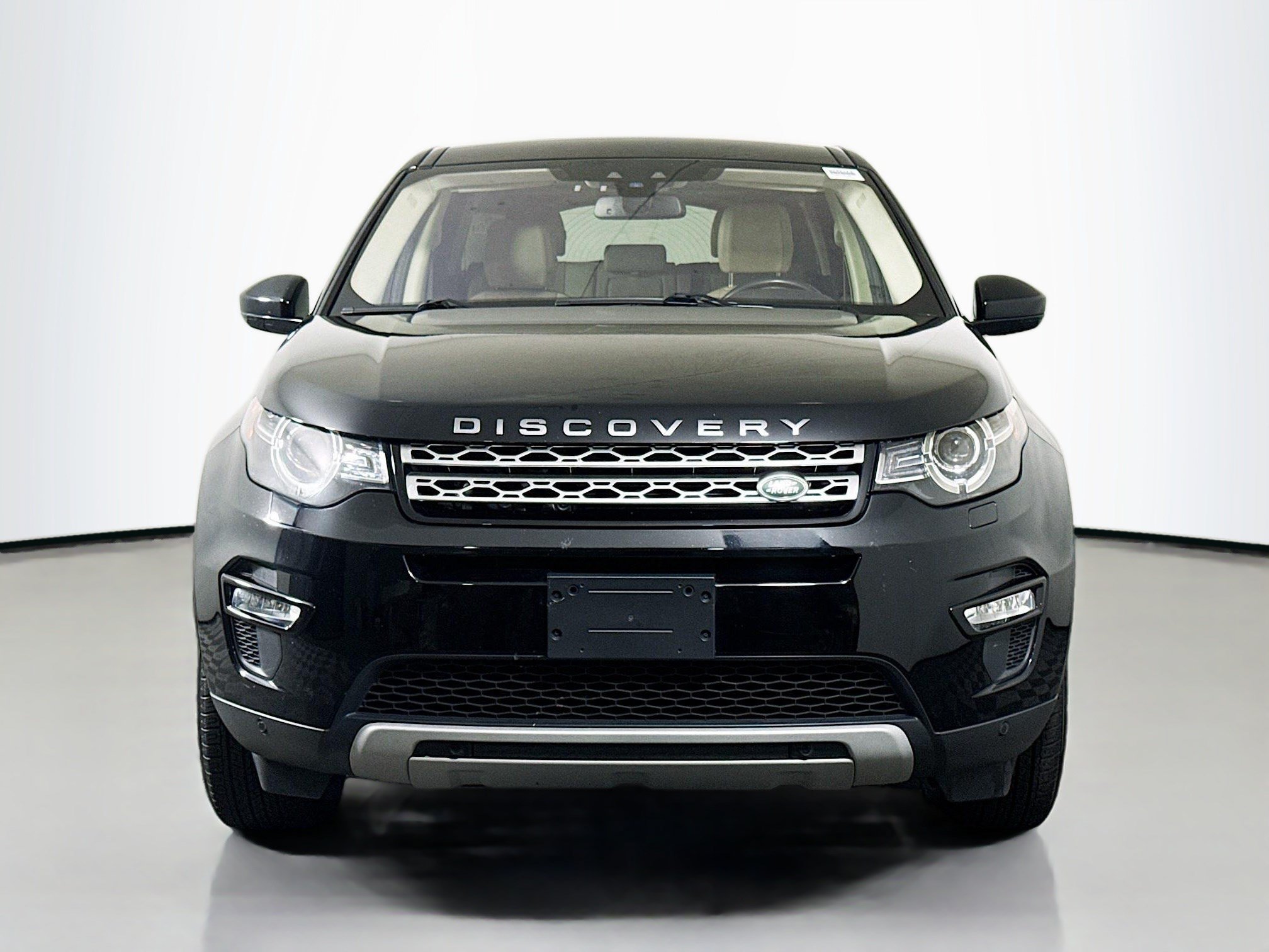 Used 2019 Land Rover Discovery Sport HSE AWD/4WD image 2