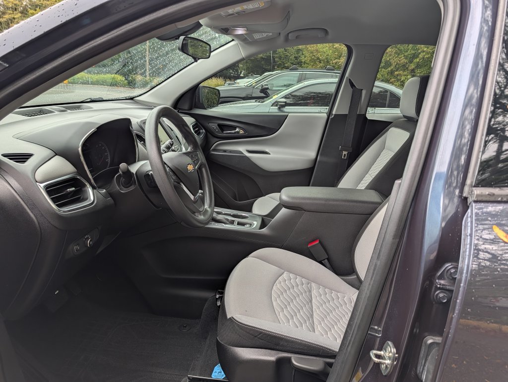 Used 2019 Chevrolet Equinox LS FWD image 5