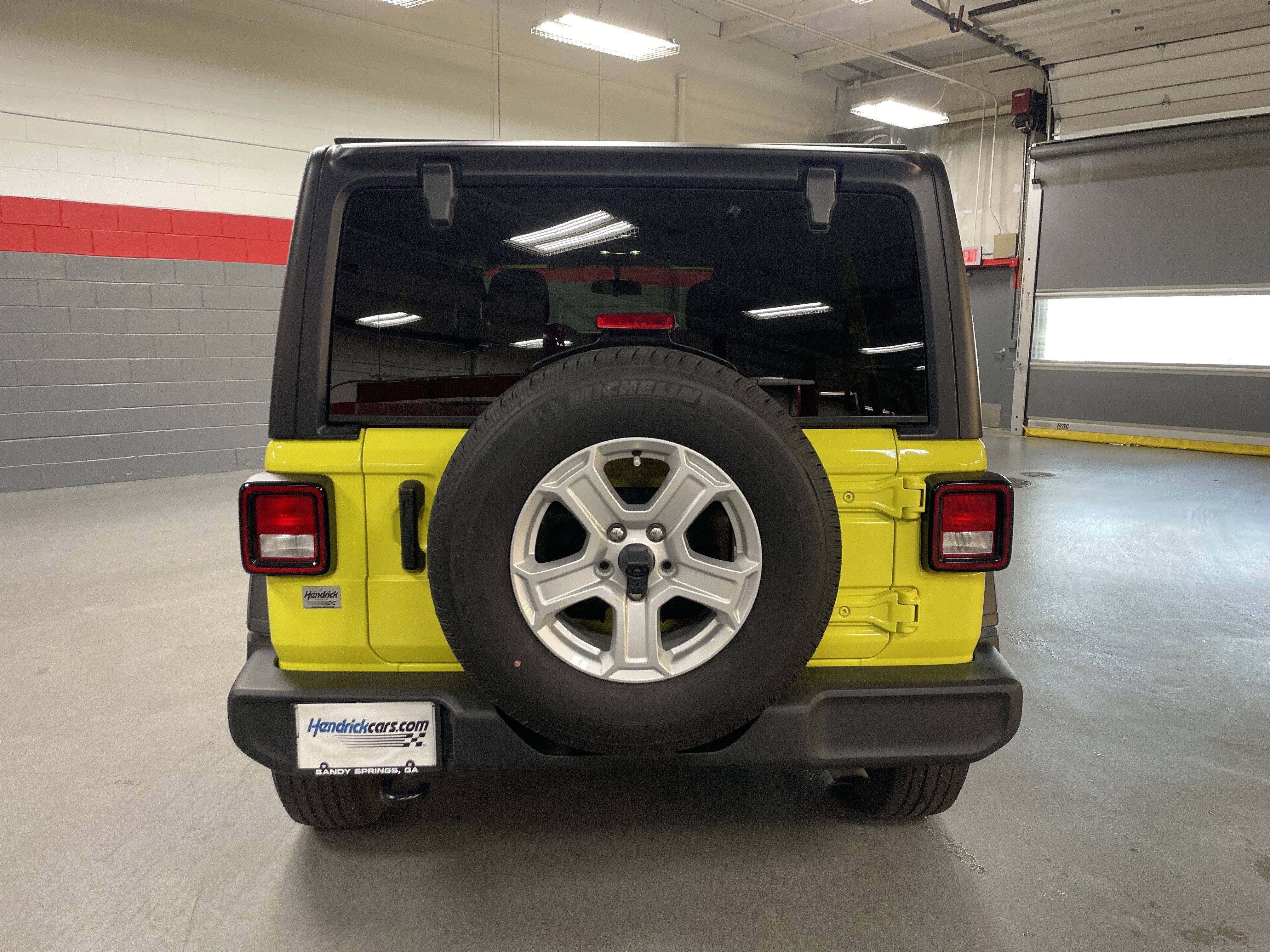 Used 2022 Jeep Wrangler Unlimited Sport image 9