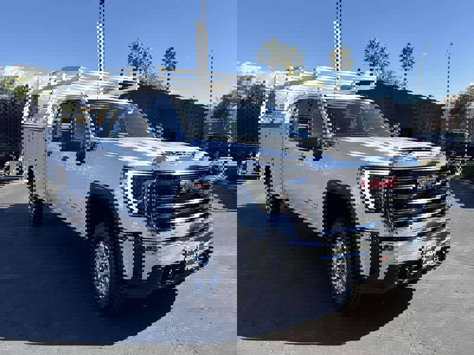 New 2026 GMC Sierra 2500 Pro w/ Convenience Package image 3