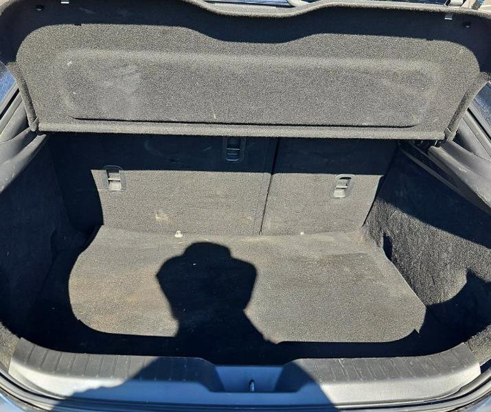 Used 2022 MAZDA MAZDA3 s image 8