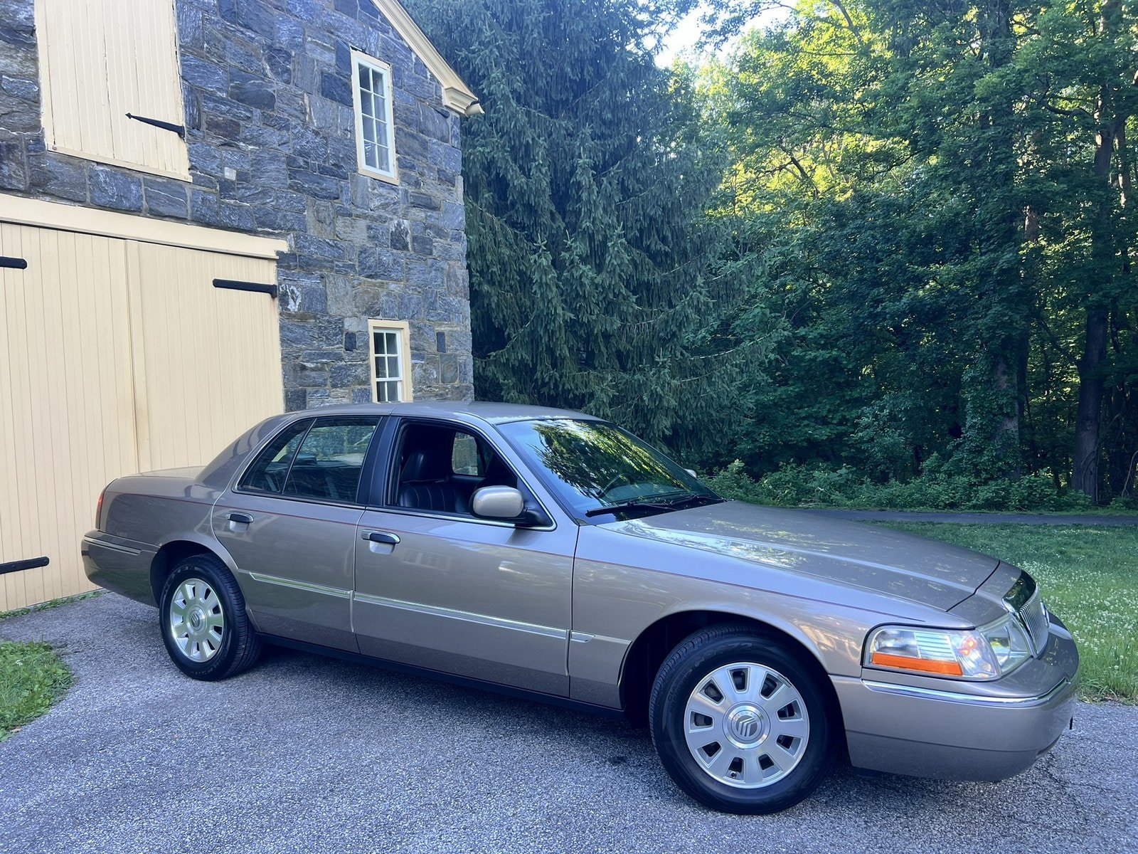 Used 2003 Mercury Grand Marquis LS RWD image 29