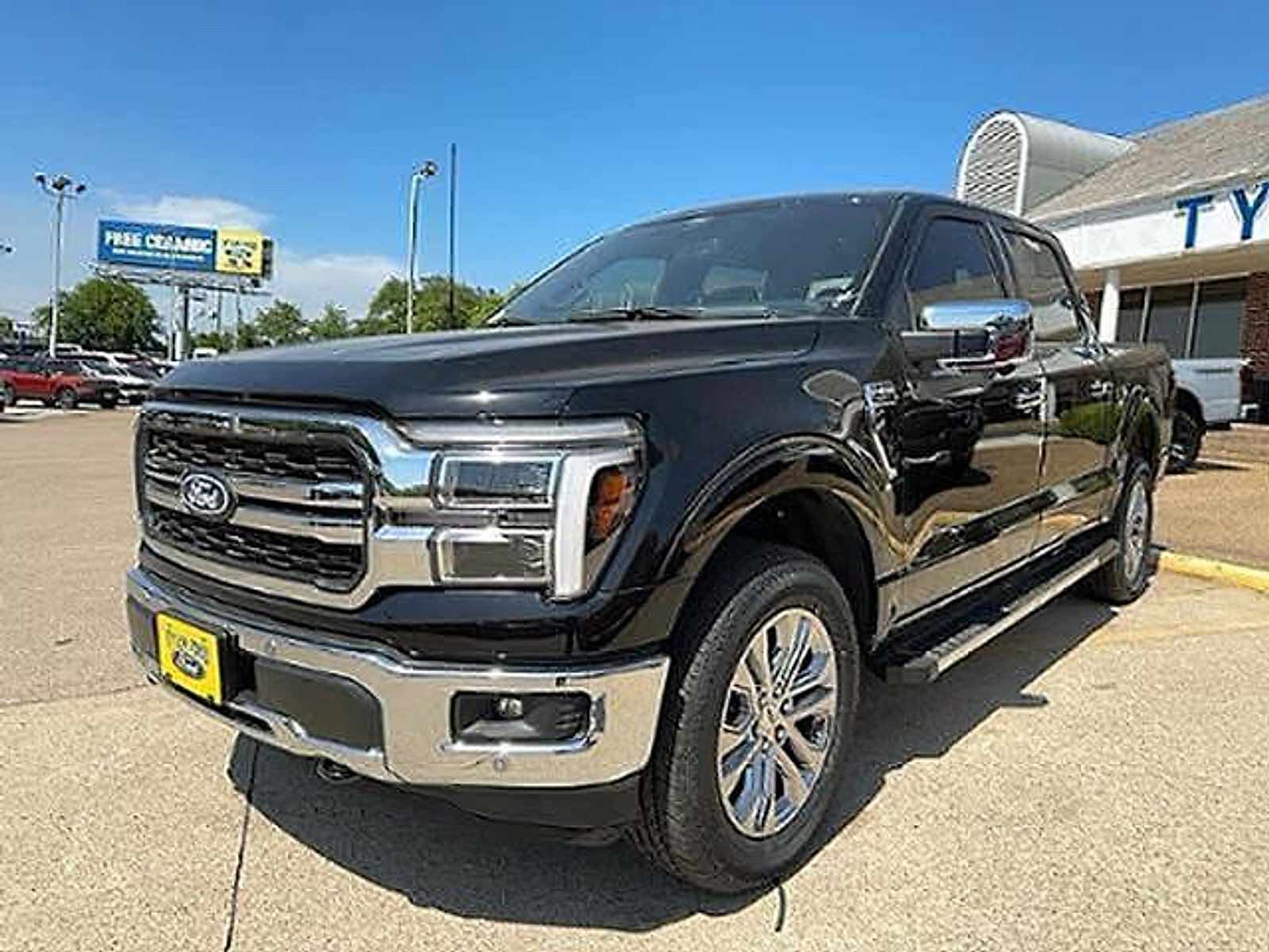 New 2025 Ford F150 Lariat w/ Equipment Group 502A High AWD/4WD image 37