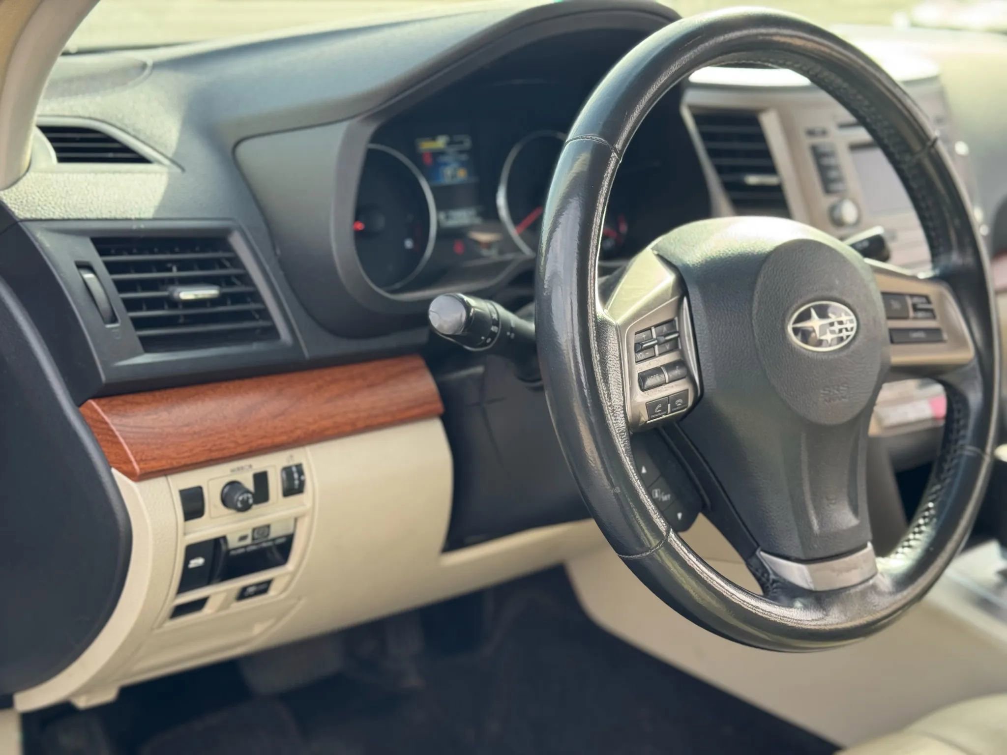 Used 2013 Subaru Outback 2.5i Limited w/ Moonroof Pkg image 20