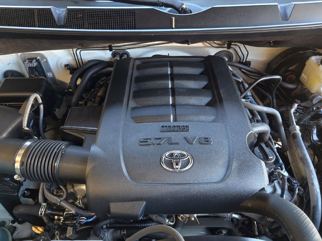 Used 2019 Toyota Tundra SR5 w/ TRD Off Road Package AWD/4WD image 27