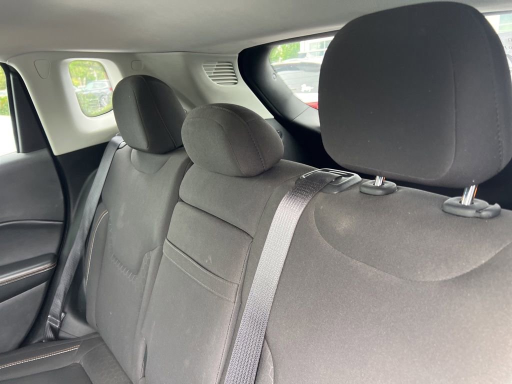 Used 2018 Jeep Compass Sport FWD image 10