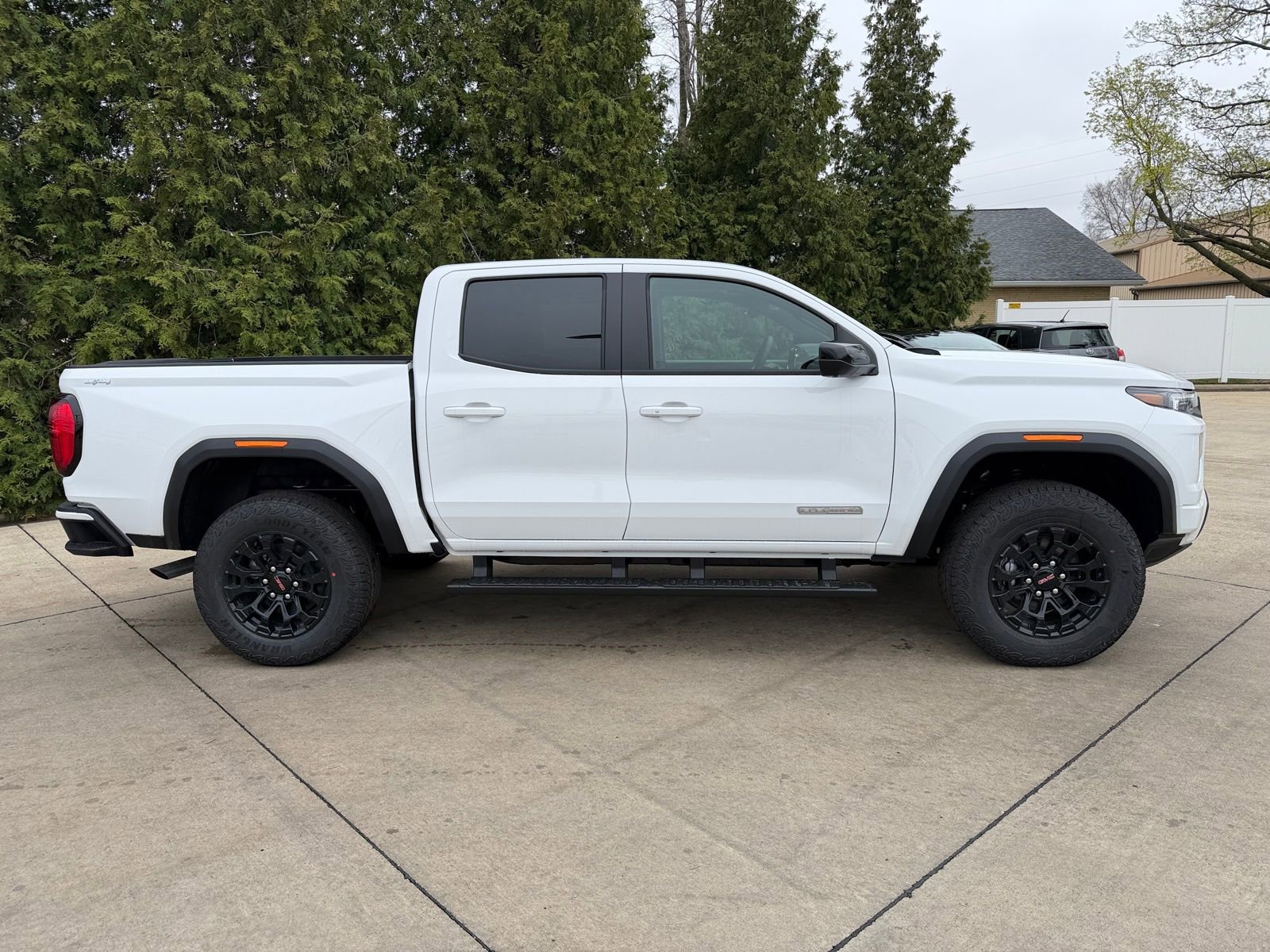 New 2026 GMC Canyon Elevation w/ Convenience Package image 36