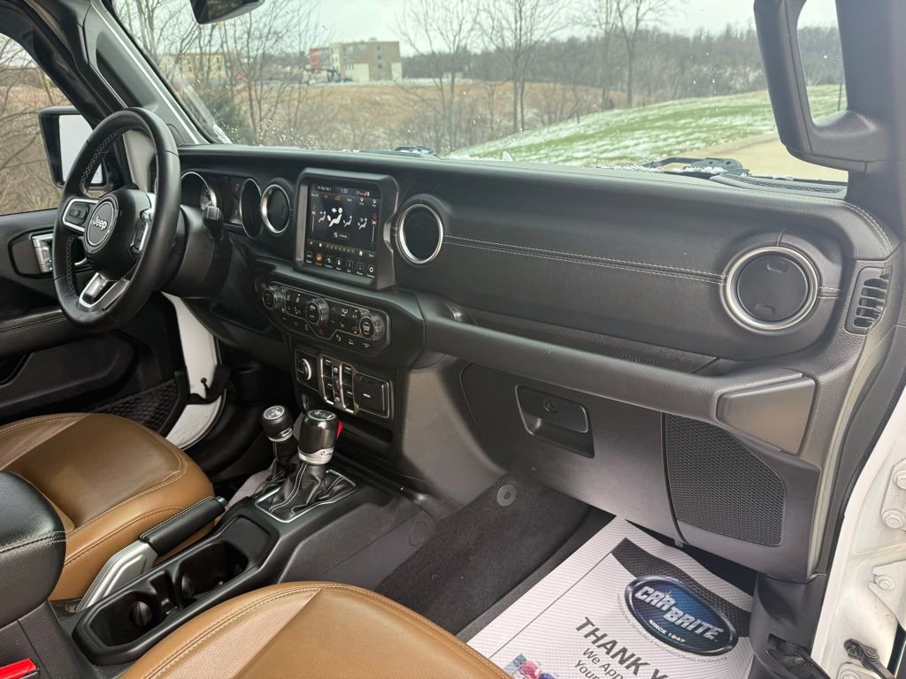 Used 2021 Jeep Wrangler Unlimited Sahara w/ Cold Weather Group image 25